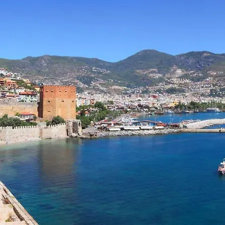 Dreamy Luxury Duplex With A Special View And 300 Meters Of Private Garden * Αλάνια