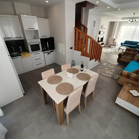 Dreamy Luxury Duplex With A Special View And 300 Meters Of Private Garden Appartement *