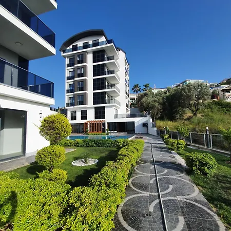 Dreamy Luxury Duplex With A Special View And 300 Meters Of Private Garden Appartamento Alanya