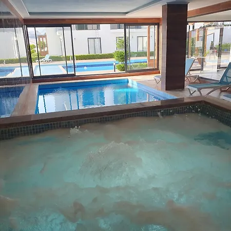 Dream Luxury In Royal Park Apartment *