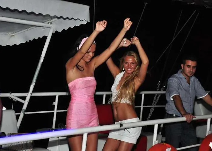 Appartement Dreamy Luxury Duplex With A Special View And 300 Meters Of Private Garden *