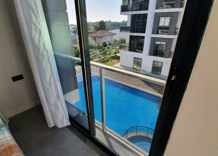 Dreamy Luxury Duplex With A Special View And 300 Meters Of Private Garden Appartement