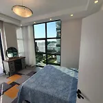 Dreamy Luxury Duplex With A Special View And 300 Meters Of Private Garden Apartmán *