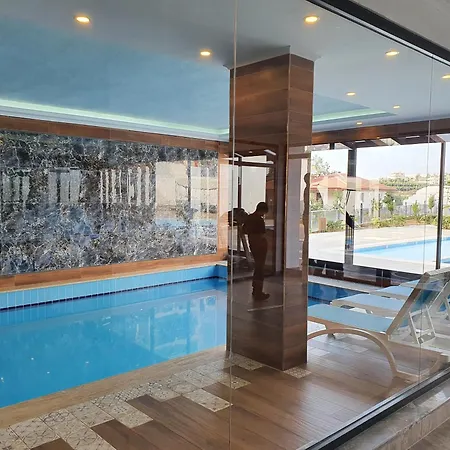 Apartmán Dreamy Luxury Duplex With A Special View And 300 Meters Of Private Garden *